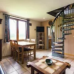 Cozy Forest In Nyaraló